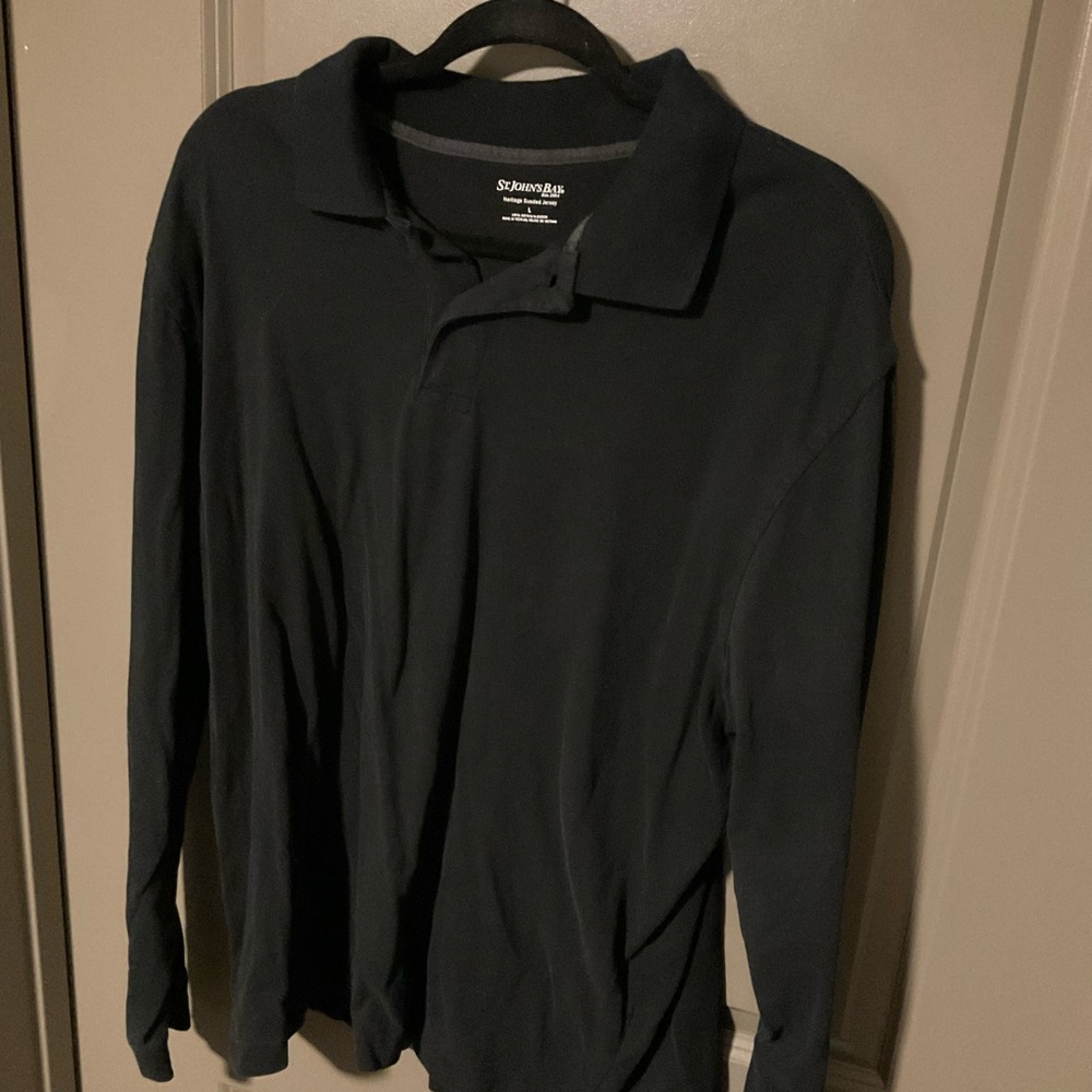 Black St. John’s Bay long sleeve shirt. Perfect casual wear!